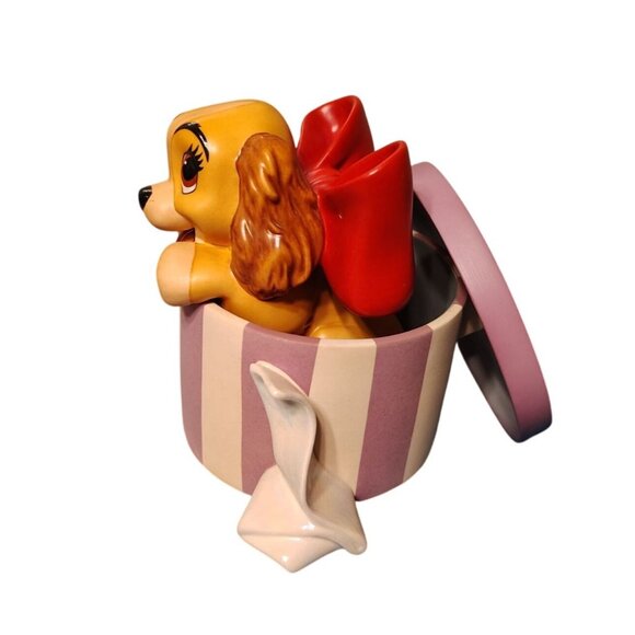 Walt Disney Classic Collection Lady & Tramp A Perfectly Beautiful Little Lady - Picture 2 of 11